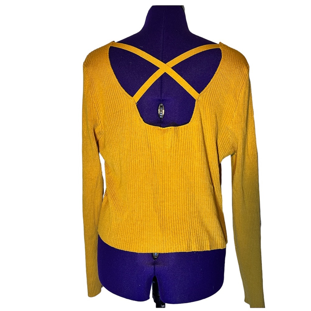 H&M divided sweater - Picture 2 of 3